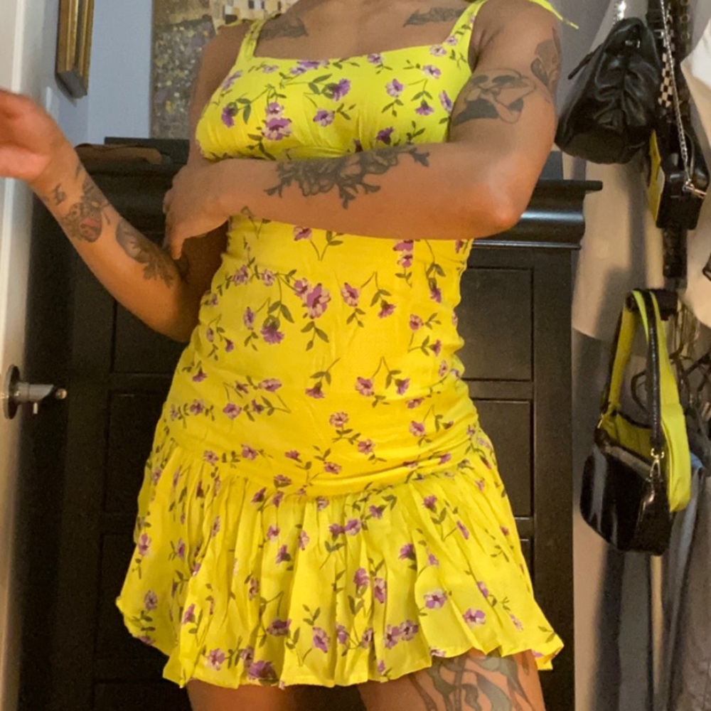 LEMON 70’s STYLE SUMMER BLOOM FLORAL DRESS
